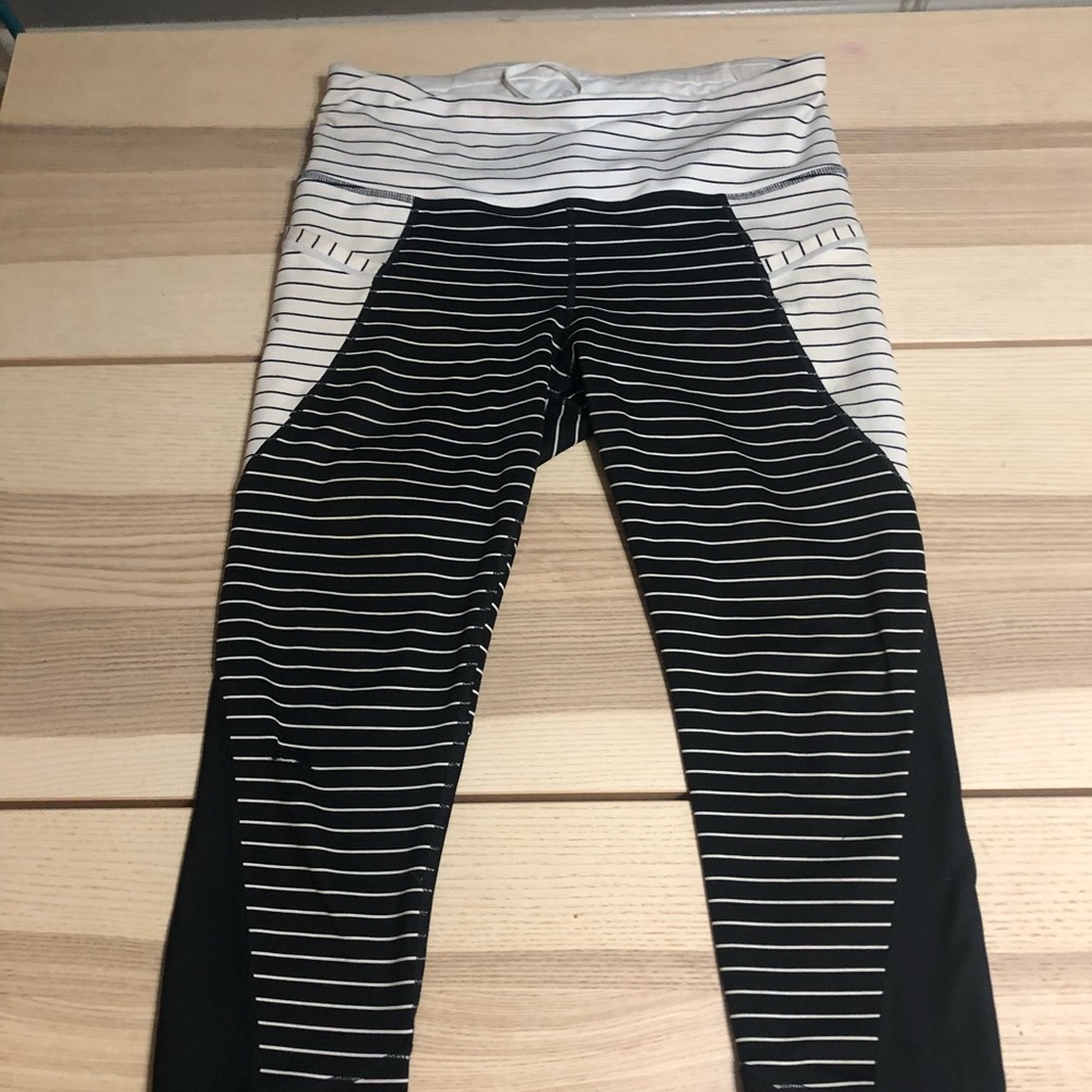 Athleta striped Capri leggings.